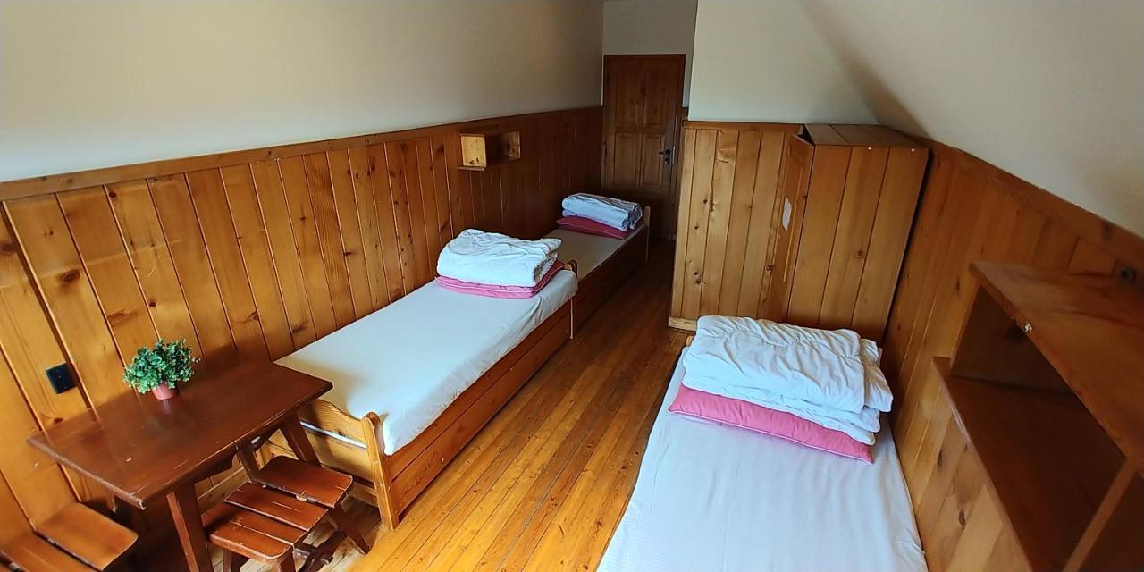 Schronisko Gorskie Pttk Na Jaworzynie Krynickiej Krynica-Zdrój Esterno foto