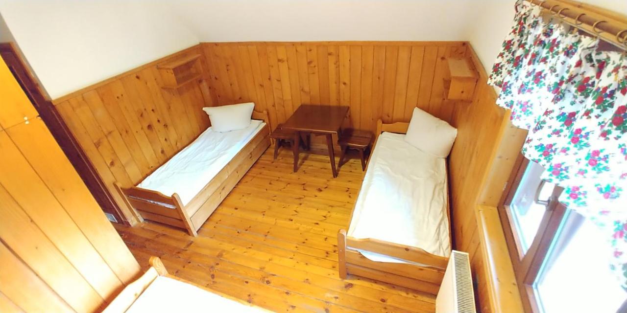 Schronisko Gorskie Pttk Na Jaworzynie Krynickiej Krynica-Zdrój Esterno foto